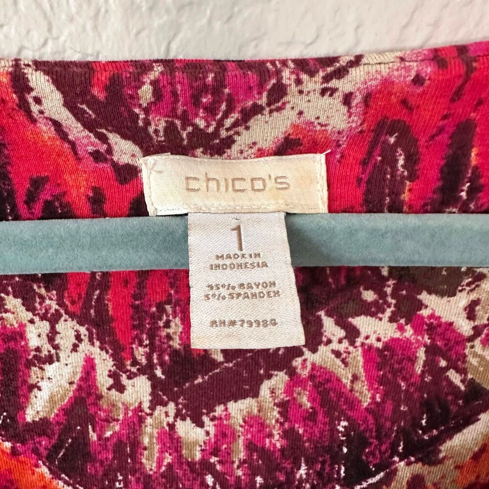 Chico's Geometric Ikat Top Size 1 US Medium M 3/4 Sleeve Pink Brown Resort Boho - Picture 4 of 6